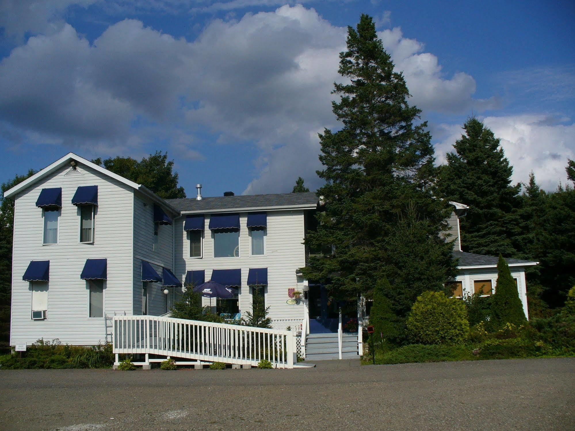 Auberge Clos-Joli Morin Heights Exterior photo